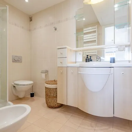 아파트 Georges Iii - With Panoramic View Of